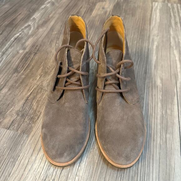 Clarks Phenia Carnaby Boot Womens Size 7.5 Ankle Bootie Lace Up Block Heel - Picture 2 of 8